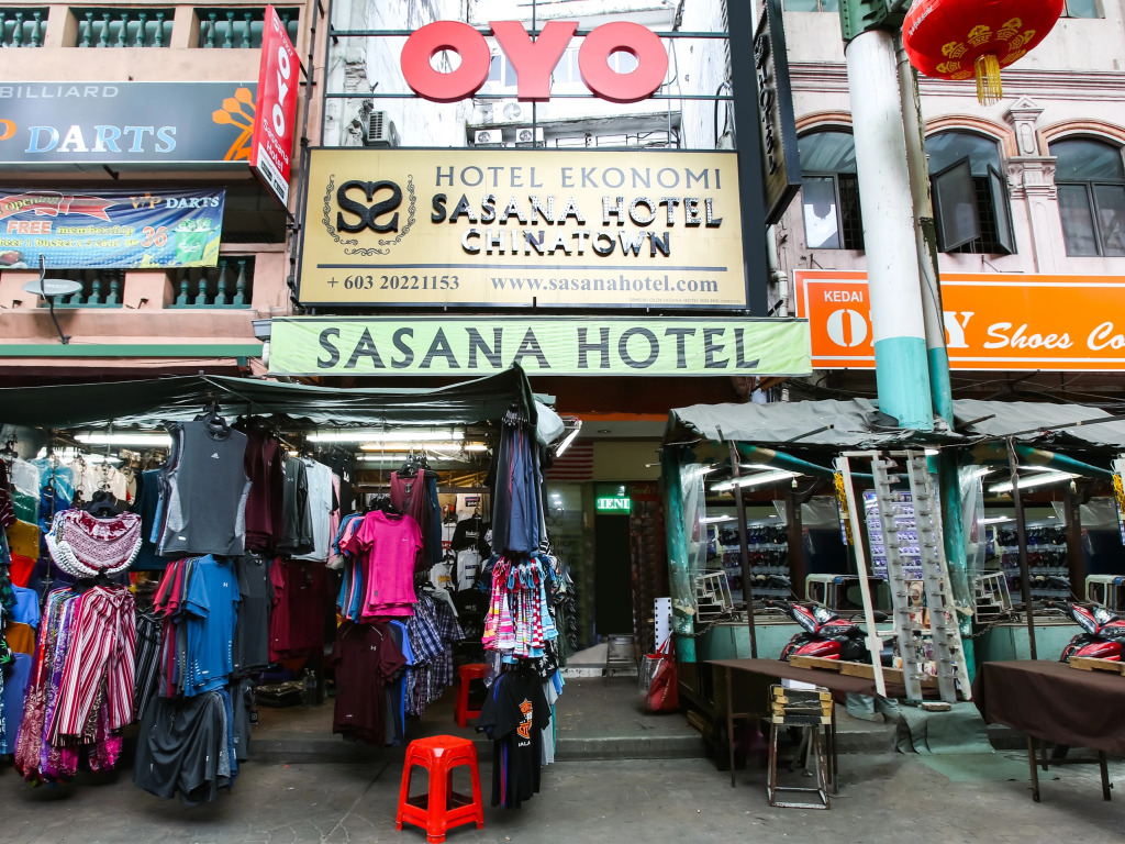 OYO 43927 Sassana Hotel (Sanitized Stay)