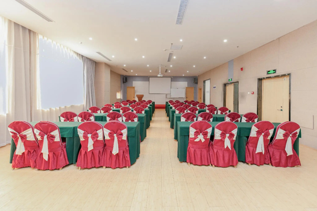 Ji Hotel Zhengzhou International Convention Centre Zhongzhou Avenue
