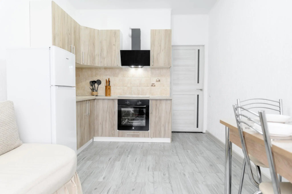 LetoApart (ЛетоАпарт) на улице Энгельса 93-230