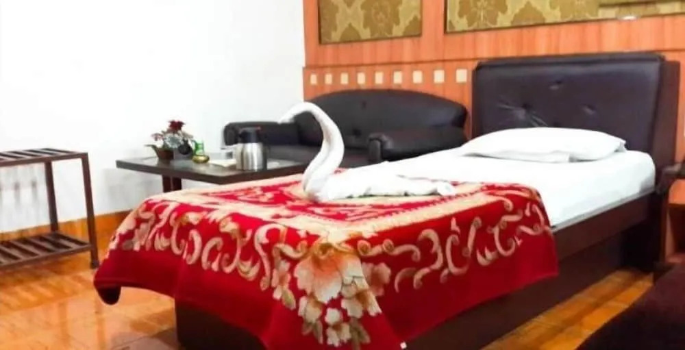 Hotel JK Raj Regency