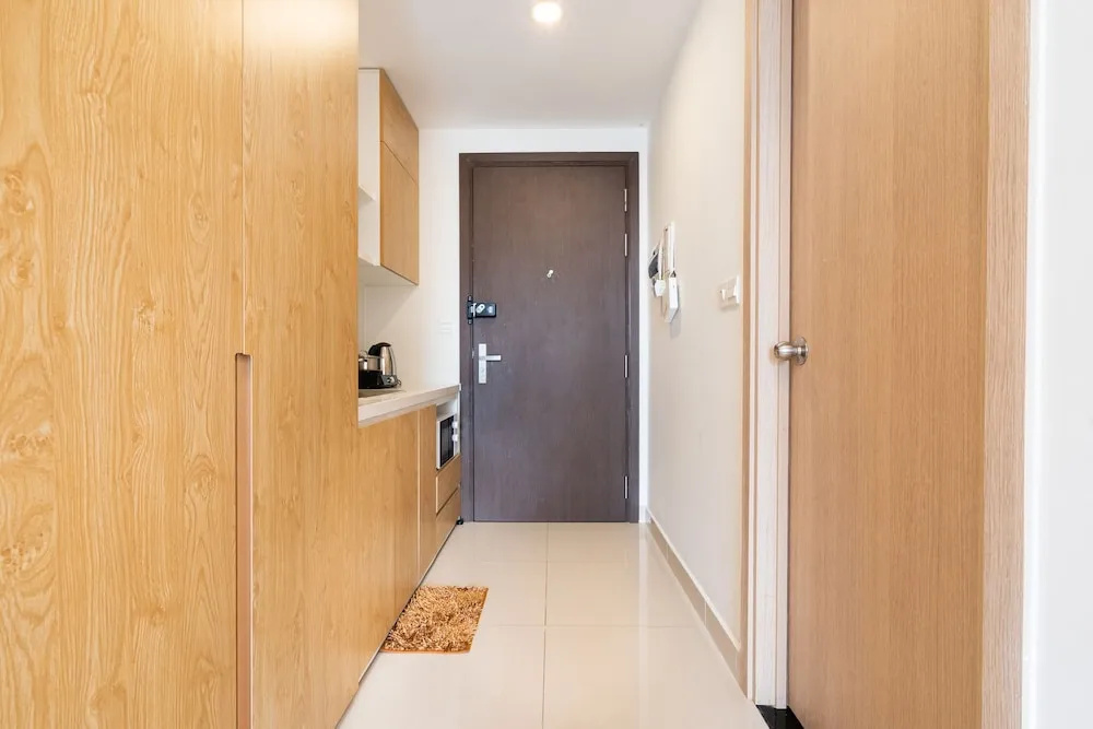 Chau Apartments