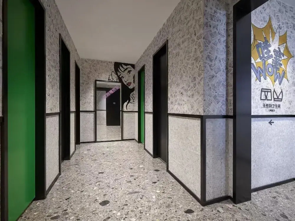 Moxy Ningbo Old Bund