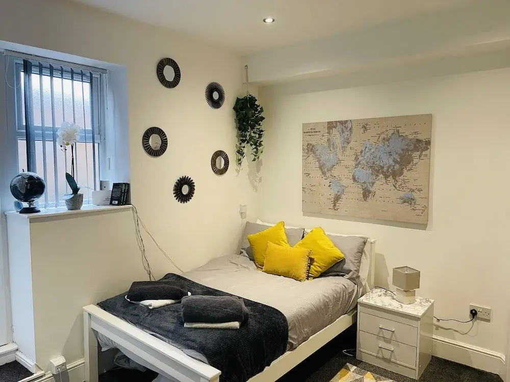 Hidden Hot Tub Retreat Apartment in Nottingham