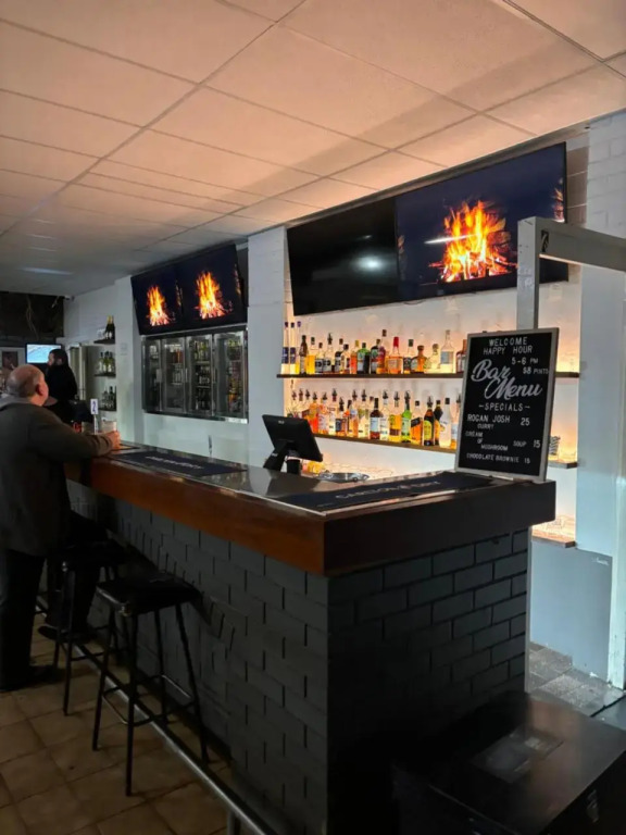 The Club Hotel Collie