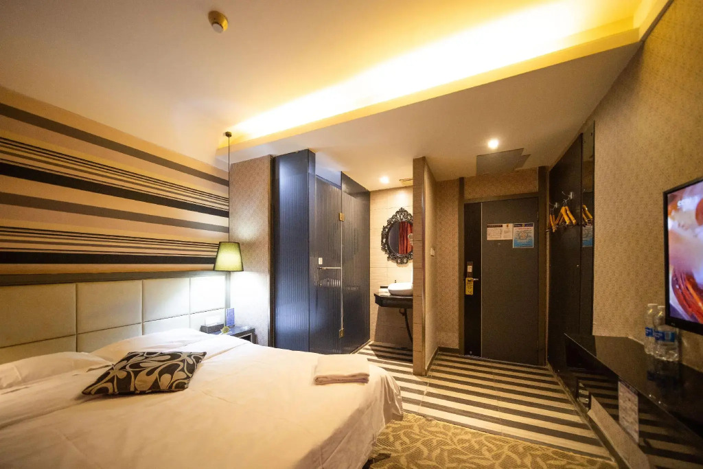 Super 8 Hotel Urumqi Li Yu Shan Lu