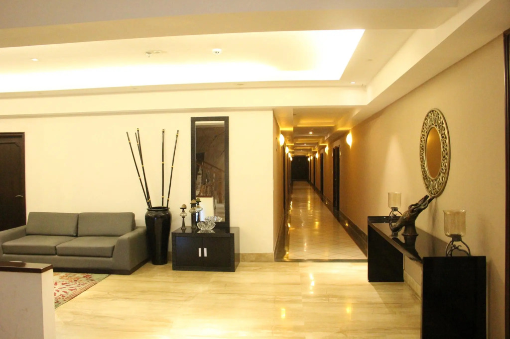 Hotel Ace Manor