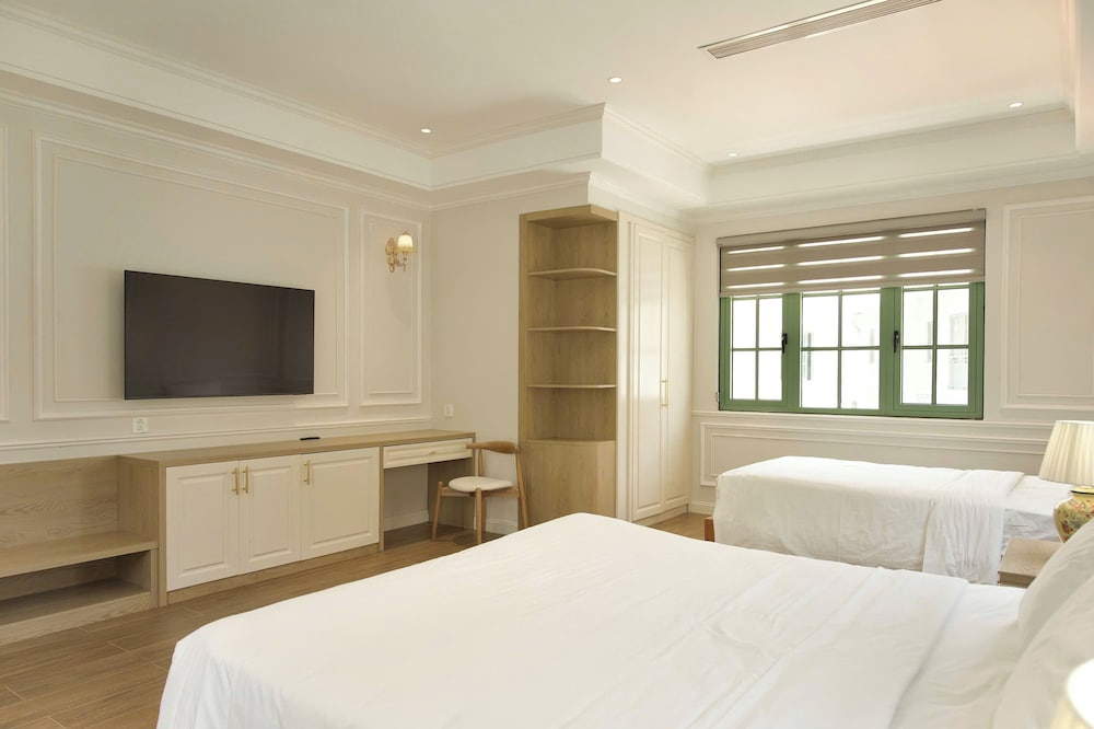 V120 The Signature Tropical Villa