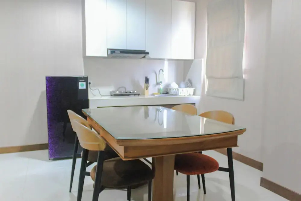 Strategic and Comfy 2BR Apartment Springwood Residence