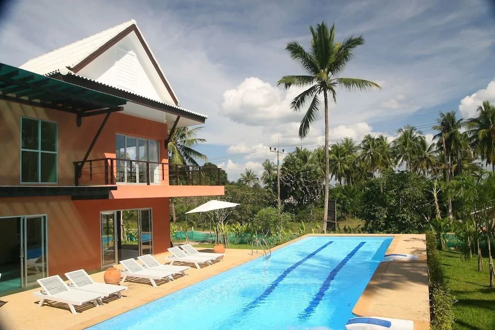 Breda Beach Villa