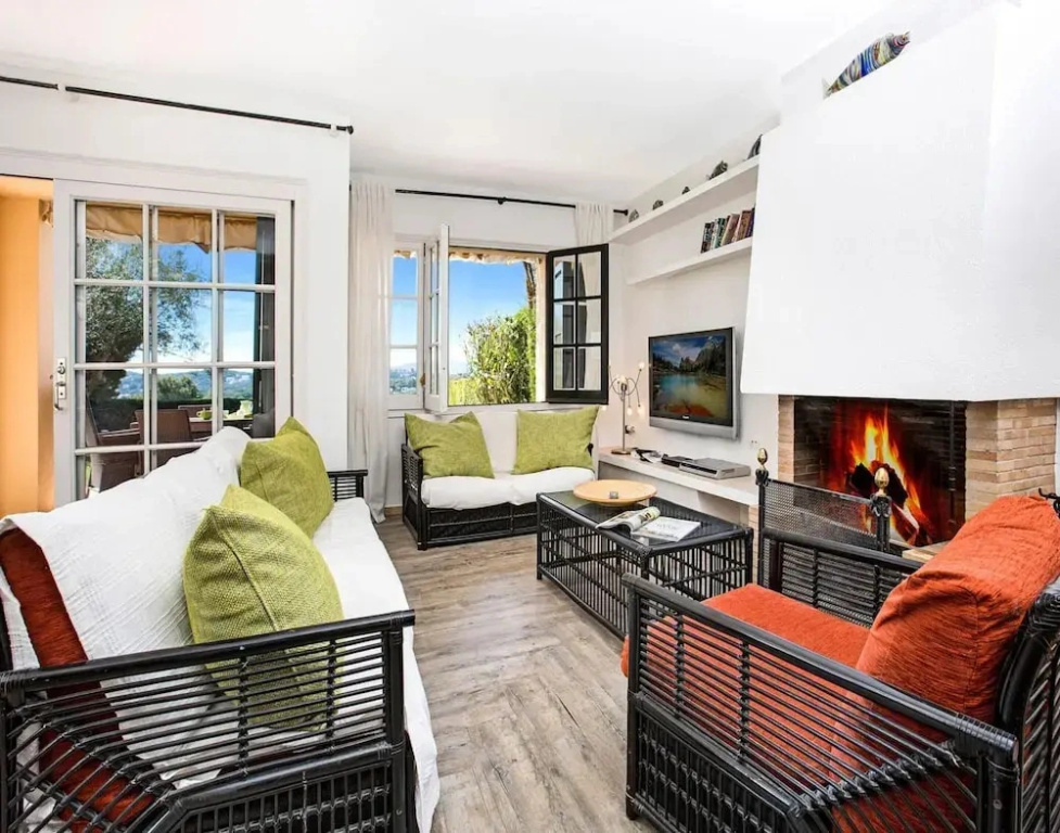 Villa With Panoramic Views of the sea