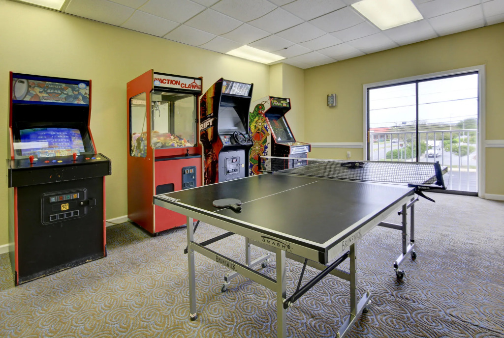 Coastal Palms Inn and Suites
