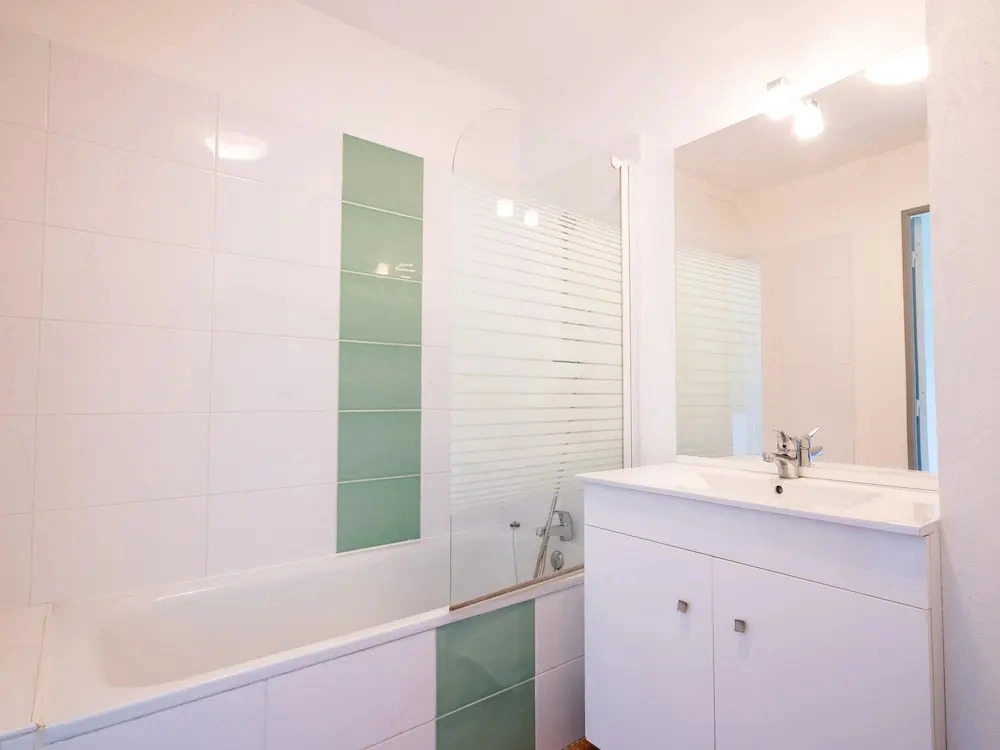 Cozy Normandy Couples Retreat