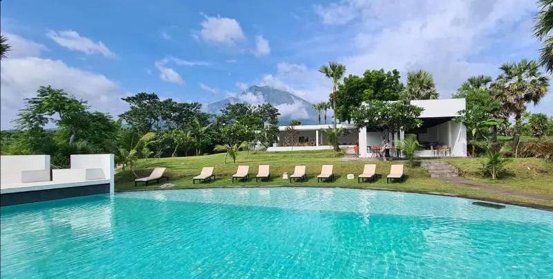 Palm Springs Bali Dive Resorts