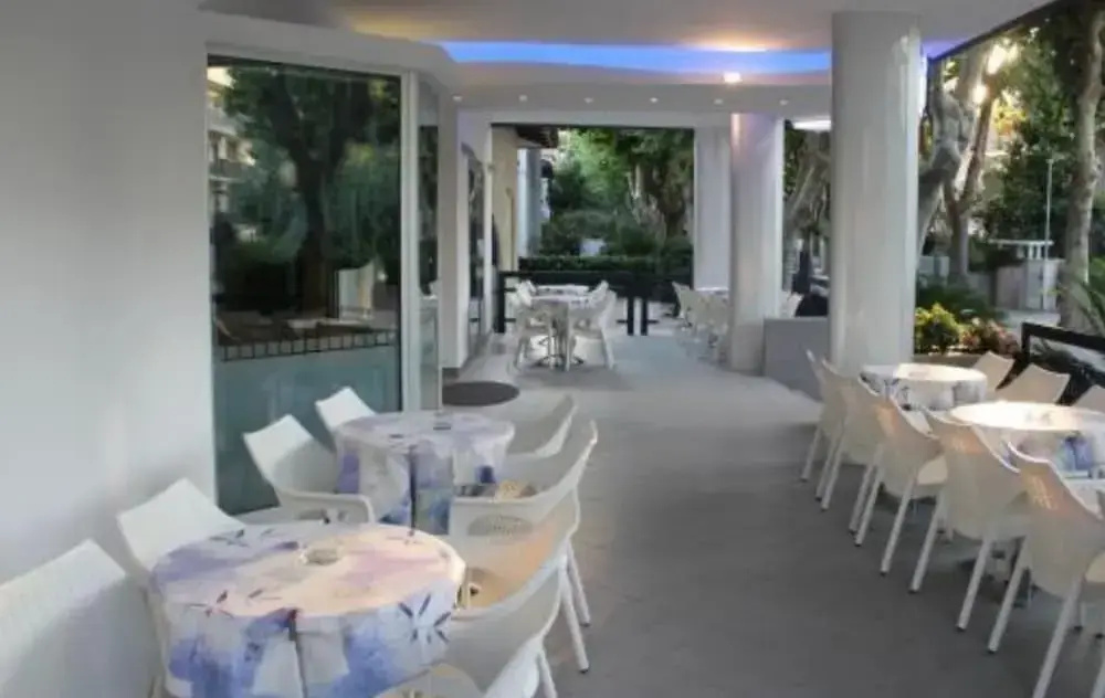 Hotel Paris Resort
