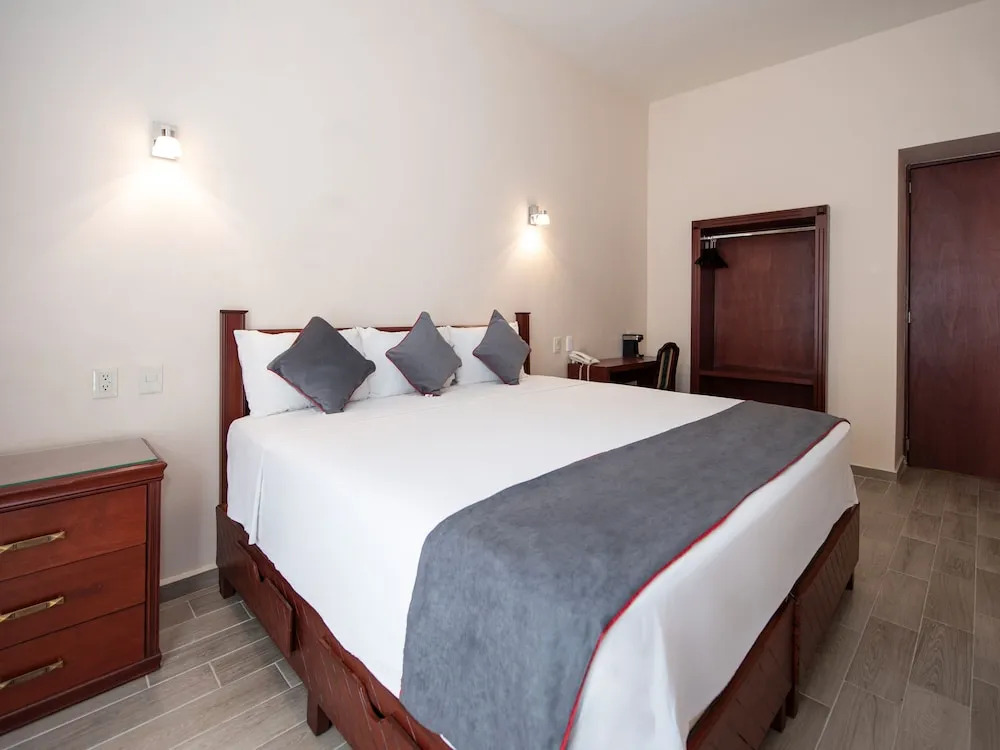 Hotel Senorial