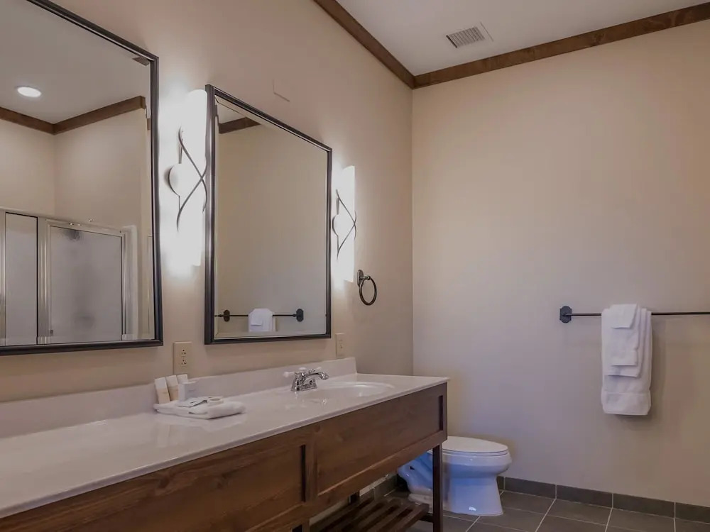 3 Br: Soaring Eagle 404
