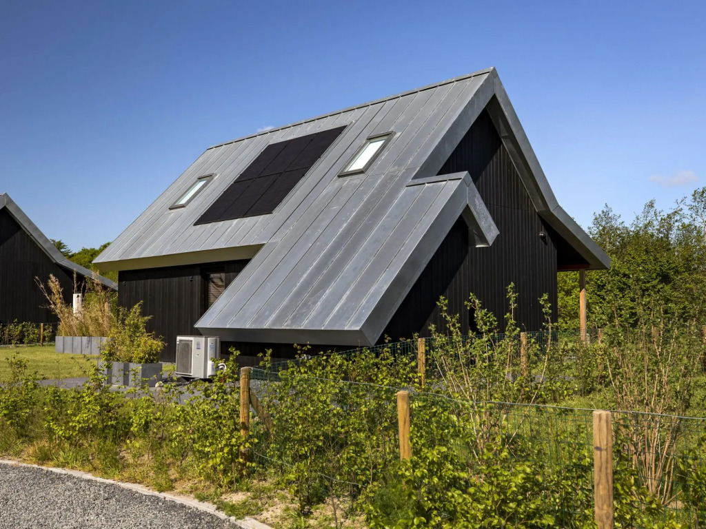 Villa in Friesland with Garden and Terrace