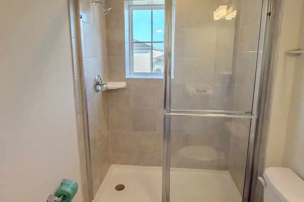 Luxury 5BR Home w/ Pool, Cinema & Game Room