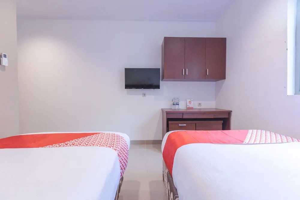 OYO 1310 Urban Residence