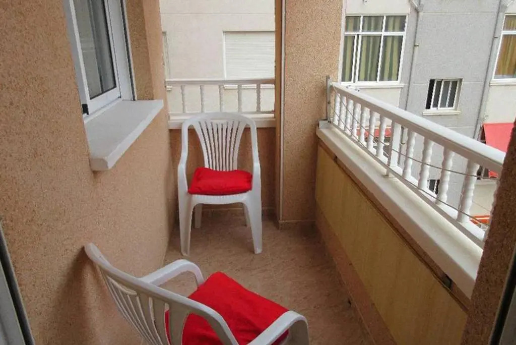 Appartment quiet and less than 500m from the beach, near restaurants