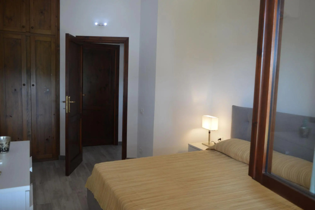 Seafront house in Porto Taverna, independent and 100 meters from the beach with a beautiful view of-Casa Porto Taverna