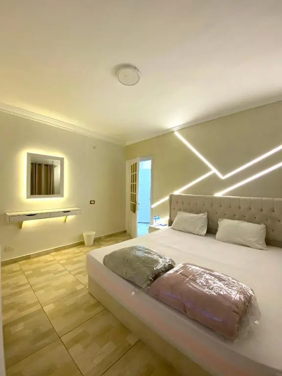 Hyat Suites & Rooms