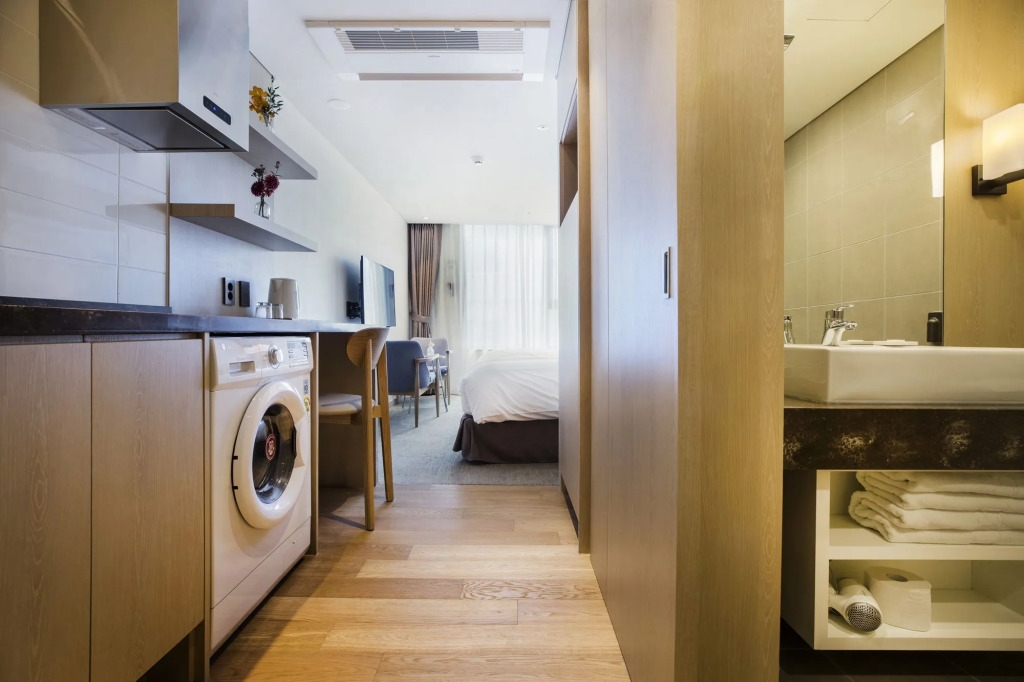 Win Sky Hotel