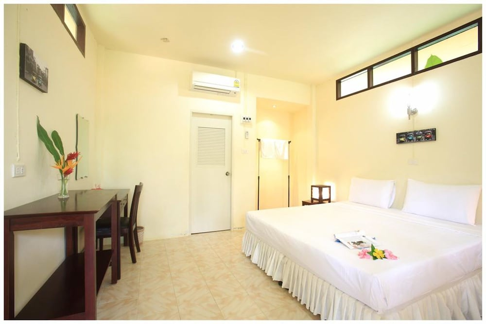 Koh Mook Rubber Tree Bungalows