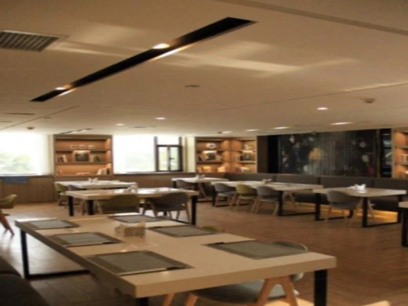 Taiyuan Economic Development Area Atour Hotel