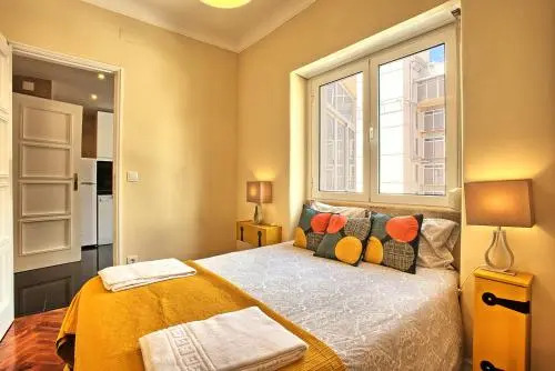 Almirante 3-Four Bedrooms
