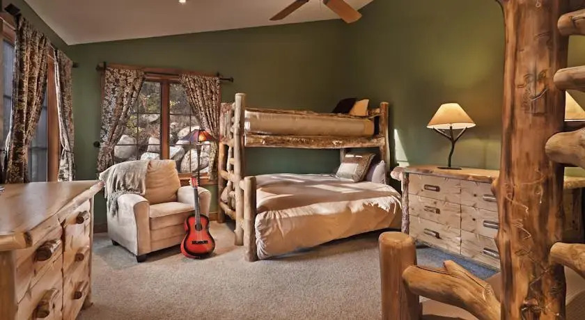 Bear Chalet