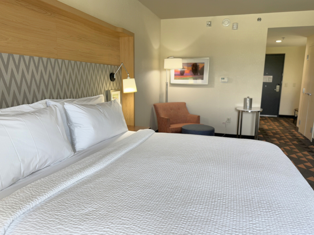 Holiday Inn & Suites - Fayetteville W-Fort Bragg Area by IHG