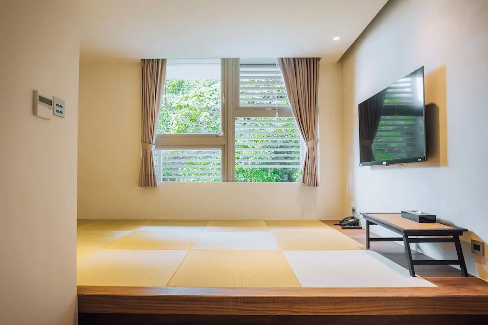 Hotel BEGINS 倉箱蜜境文旅