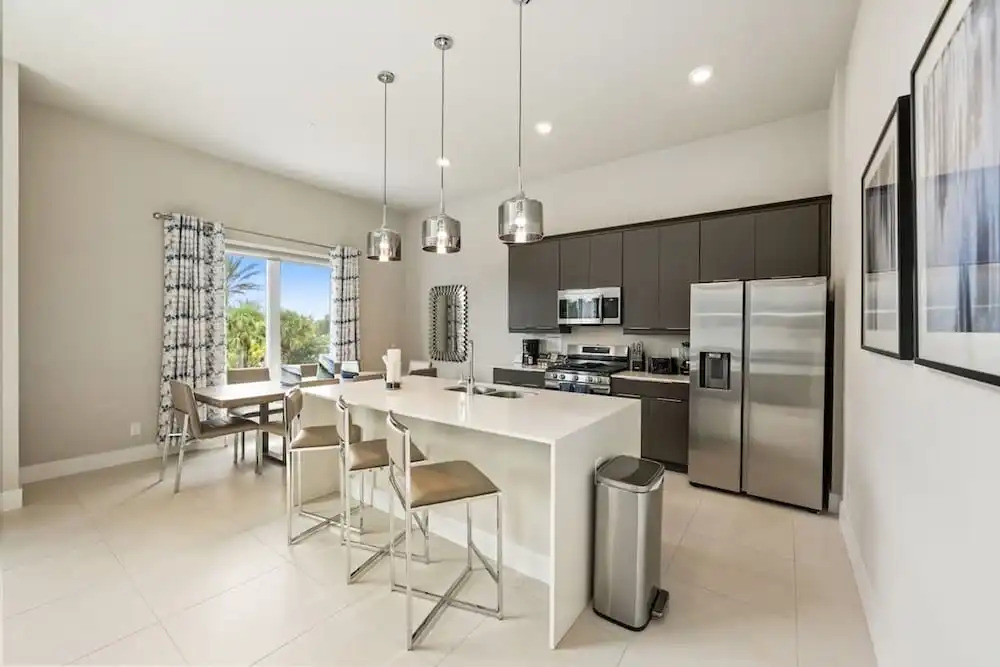 Massive 4 000 Sqft Luxury Duplex