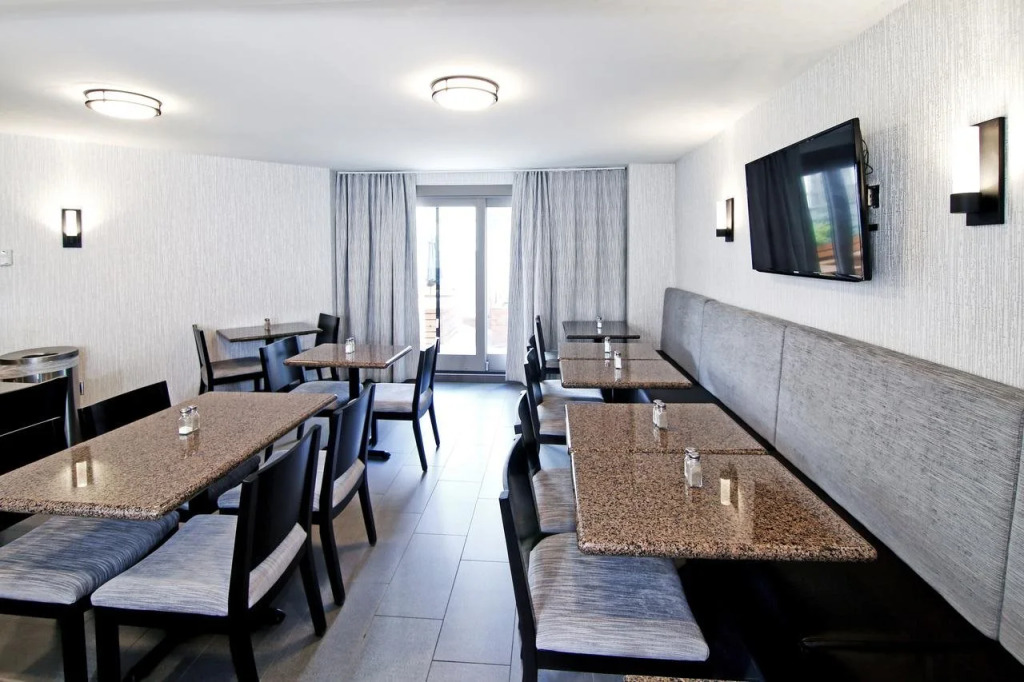 Best Western Plus Banff International Lodge