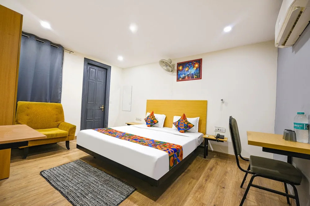FabHotel Twamev