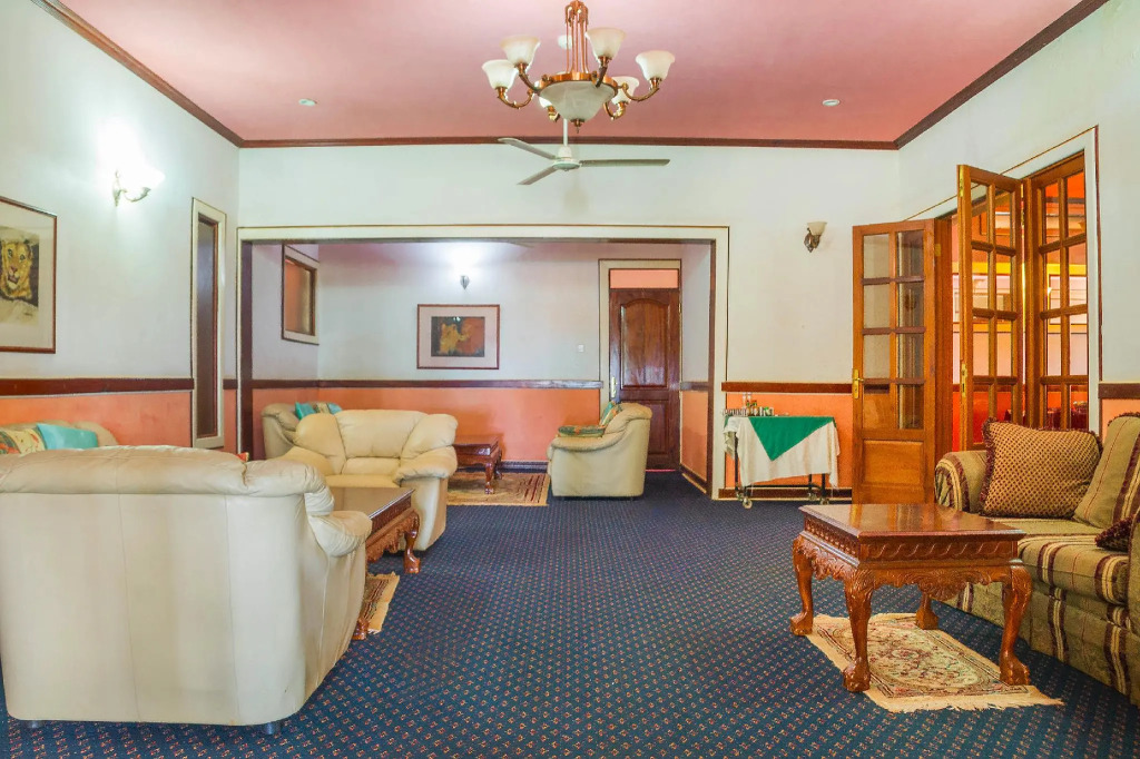 Islet Hotel