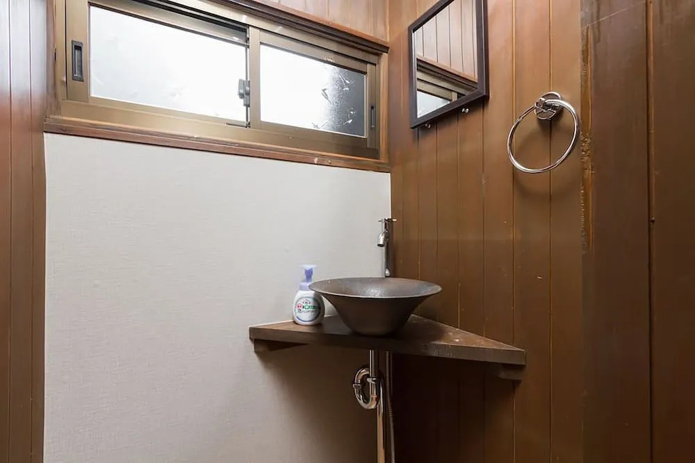 Tarbo's House Nishikitsuji : Free Parking, Pet OK