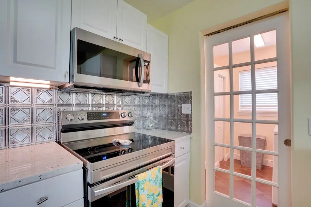 Coastal Bonita Shores Holiday Home Near Beach!