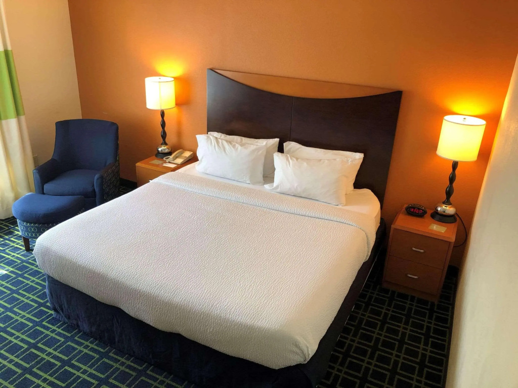 Country Inn & Suites by Radisson, Fayetteville I-95, NC