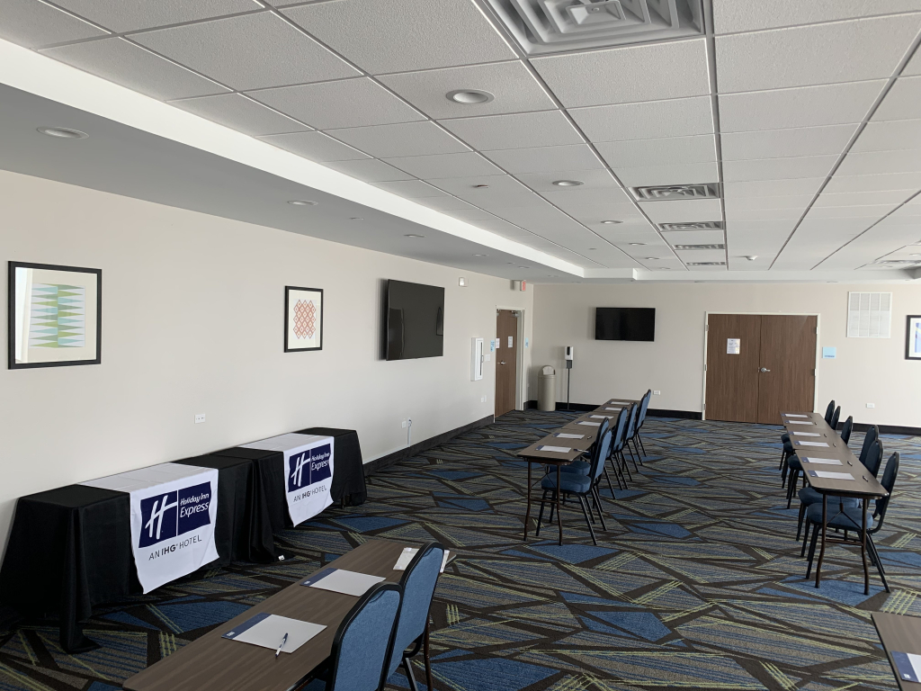Holiday Inn Express & Suites Chicago - Hoffman Estates by IHG