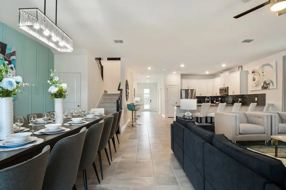 Striking Championsgate 10br Villa Pool spa Disney, Kissimmee