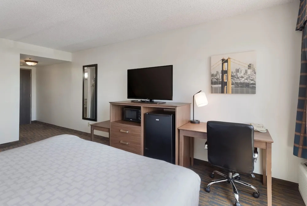 Holiday Inn Concord