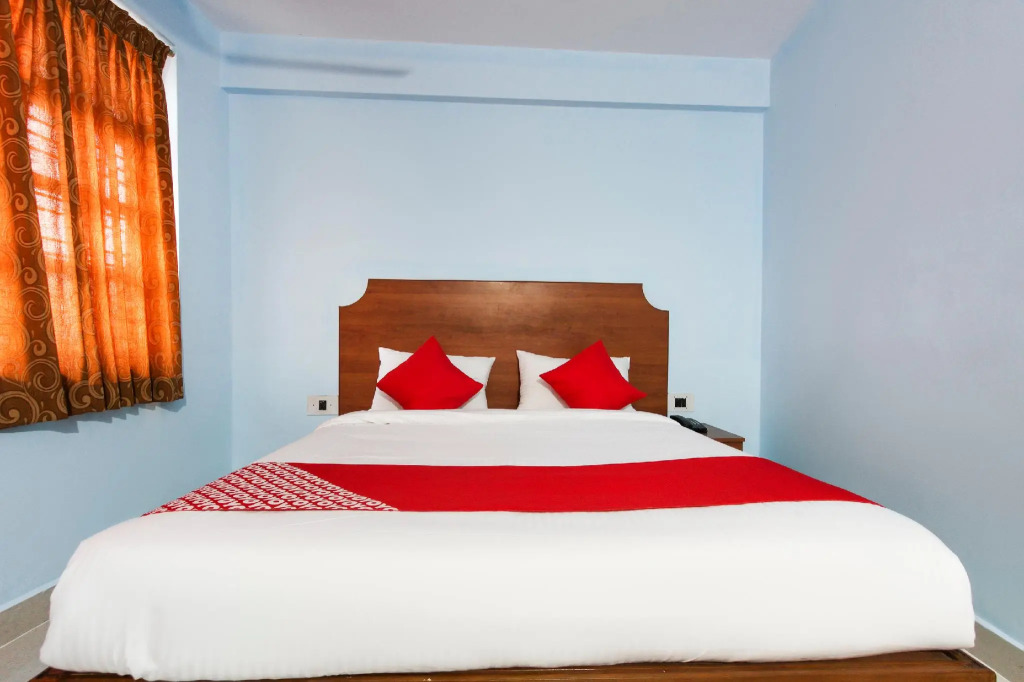 OYO 67385 Hotel Manasa