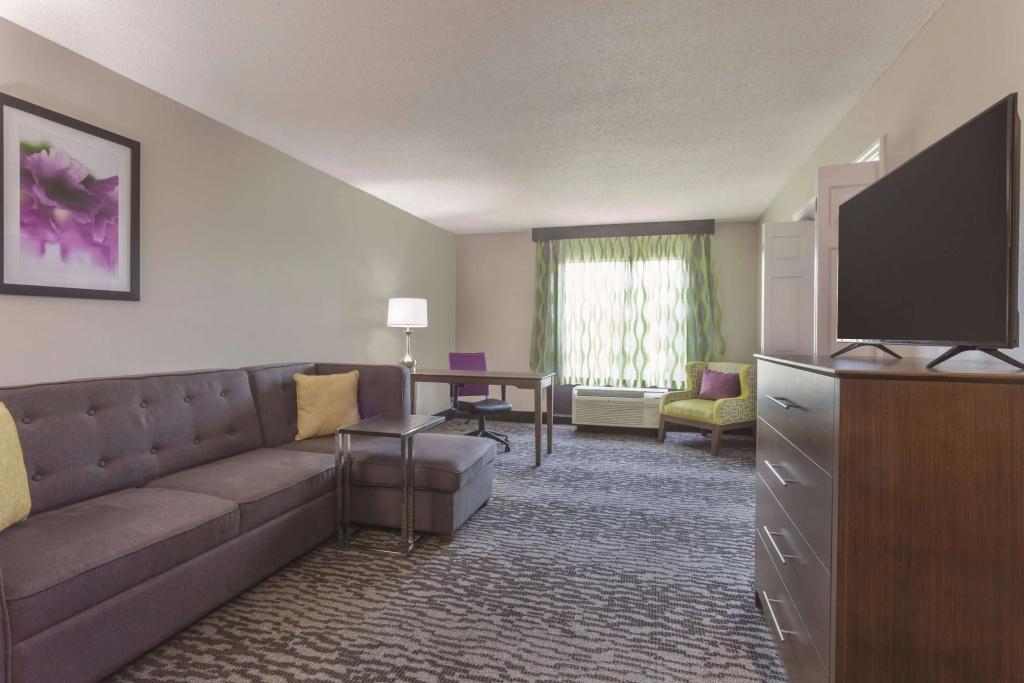 La Quinta by Wyndham Columbus North