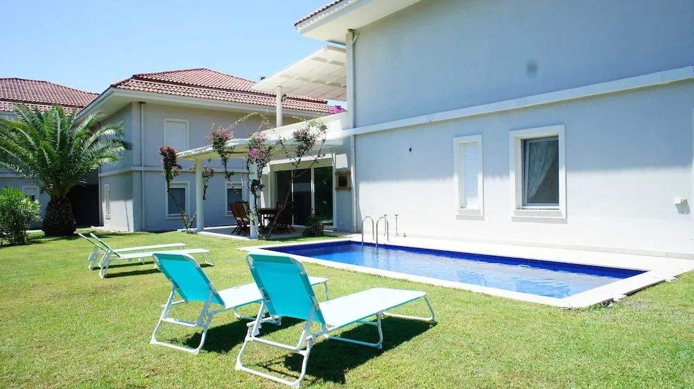 Safir Villa