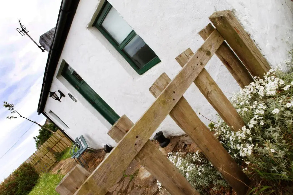 Rope Bridge Cottage