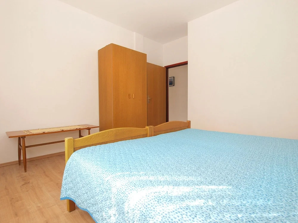 Apartment 1563