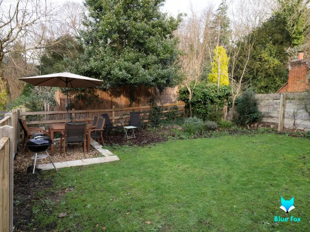 Bere Cottrage -Beamed 400 year old cottage, giving you a taste of the Garden of England
