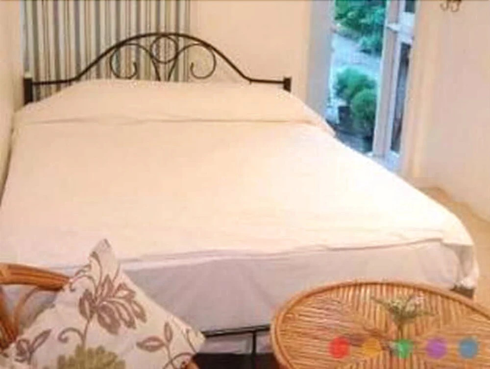 Sparrows Nest Guest House